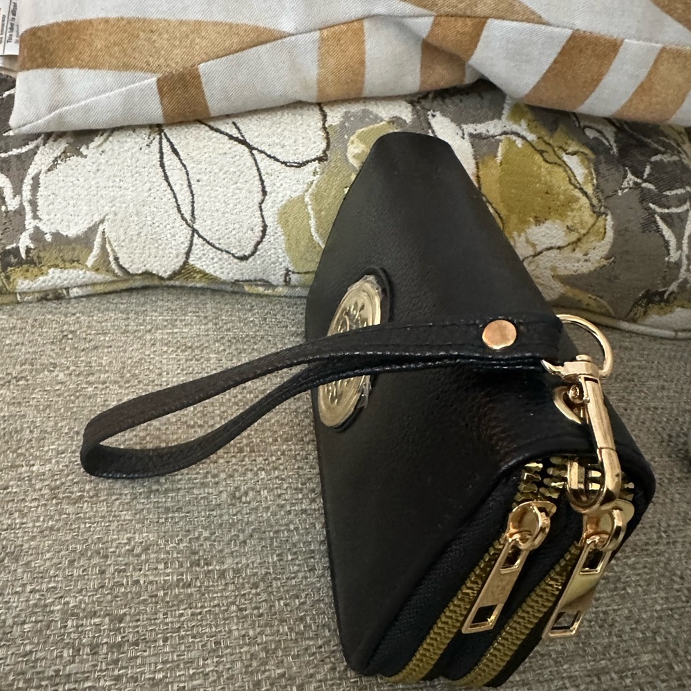 Elegant Black Leather Wristlet with Double Zippers & Gold Accent New - Picture 9 of 15